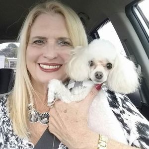 Meet your Posher, Paula